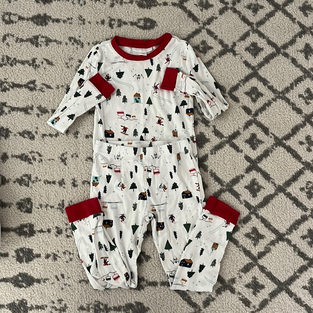 Great condition- kids size 6- Christmas pjs by Lauren Conrad!!!! Neutral gender.